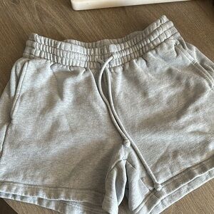 Aritzia TNA Cozy Fleece shorts